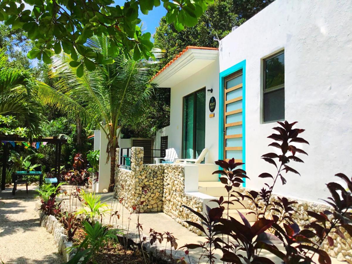 Camp Akumal - Hosted Family Bungalows Экстерьер фото