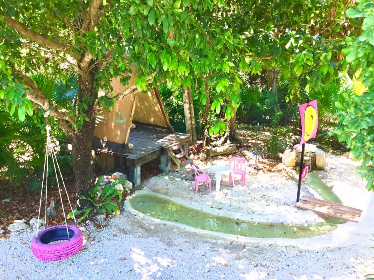 Camp Akumal - Hosted Family Bungalows Экстерьер фото